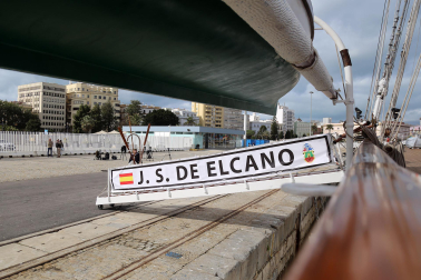 Fotos de la llegada de la Princesa Leonor al buque escuela 'Juan Sebastián de Elcano'.