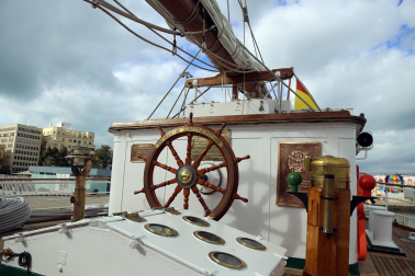 Fotos de la llegada de la Princesa Leonor al buque escuela 'Juan Sebastián de Elcano'.