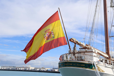 Fotos de la llegada de la Princesa Leonor al buque escuela 'Juan Sebastián de Elcano'.