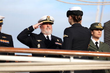 Fotos de la llegada de la Princesa Leonor al buque escuela 'Juan Sebastián de Elcano'.