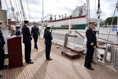 Fotos de la llegada de la Princesa Leonor al buque escuela 'Juan Sebastián de Elcano'.