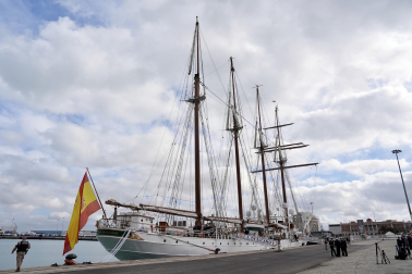 Fotos de la llegada de la Princesa Leonor al buque escuela 'Juan Sebastián de Elcano'.