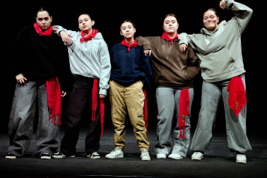 Fotos de la obra de teatro 'Jauría. ¡No estás sola!'./