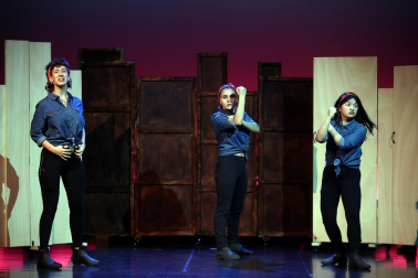 Ensayo del musical 'Personajas' del Taller de Teatro Navarro Villoslada /