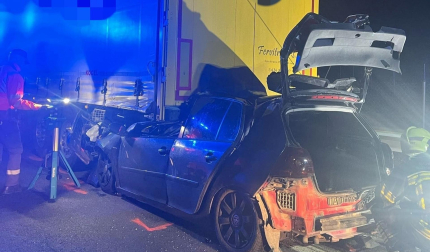 Muere un conductor al colisionar con un camión en la A-68 en Tudela