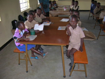 Alumnos de Zimbabue en la escuela