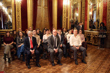 Fotos del acto de entrega de los Premios Extraordinarios de ESO y Bachillerato del curso 2023-2024.