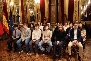 Fotos del acto de entrega de los Premios Extraordinarios de ESO y Bachillerato del curso 2023-2024.