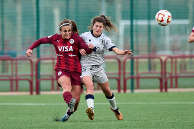 Partido entre el DUX Logroño y Osasuna de 1ª RFEF Femenina.
