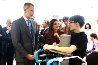 Visita de los reyes al Hospital de Parapléjicos de Toledo.