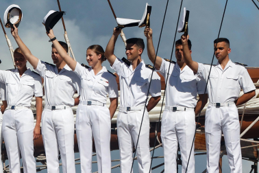 La princesa Leonor ha llegado a Salvador de Bahía con el buque 'Juan Sebastián Elcano'.
