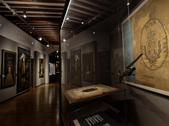 El Museo del Carlismo ha presentado la ampliación de contenidos de su exposición permanente, a la que se han incorporado un total de 20 piezas.