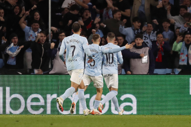 Derrota rojilla en Balaídos tras un penalti cometido por Lucas Torró en el segundo tiempo que transformó en el único tanto del partido Iago Aspas /