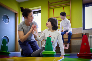 Sesiones de rehabilitación con método Petö en Aspace /