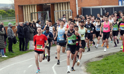 Participantes en las pruebas de 5 y 10 kilómetros de la XXXIV 'Villa de Falces' /