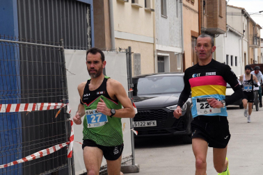 Participantes en las pruebas de 5 y 10 kilómetros de la XXXIV 'Villa de Falces' /