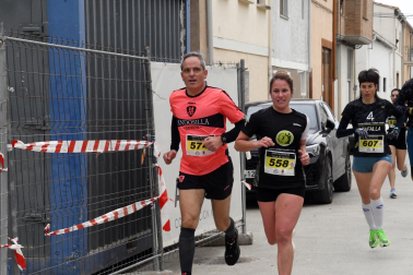 Participantes en las pruebas de 5 y 10 kilómetros de la XXXIV 'Villa de Falces' /