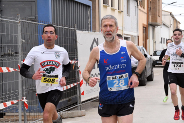 Participantes en las pruebas de 5 y 10 kilómetros de la XXXIV 'Villa de Falces' /