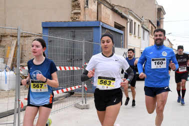 Participantes en las pruebas de 5 y 10 kilómetros de la XXXIV 'Villa de Falces' /