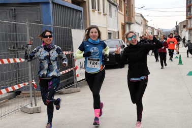 Participantes en las pruebas de 5 y 10 kilómetros de la XXXIV 'Villa de Falces' /