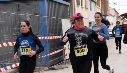Participantes en las pruebas de 5 y 10 kilómetros de la XXXIV 'Villa de Falces' /
