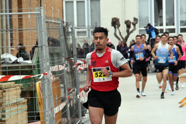 Participantes en las pruebas de 5 y 10 kilómetros de la XXXIV 'Villa de Falces' /