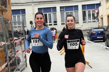 Participantes en las pruebas de 5 y 10 kilómetros de la XXXIV 'Villa de Falces' /
