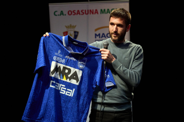 Irurtzun acogió este miércoles, 26 de marzo, el homenaje al capitán Roberto Martil /