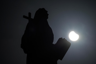 Foto del eclipse solar del 29 de marzo de 2025./