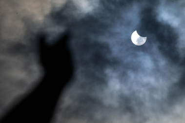 Foto del eclipse solar del 29 de marzo de 2025./