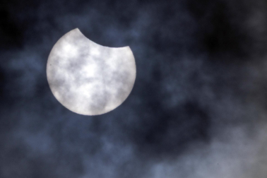 Foto del eclipse solar del 29 de marzo de 2025./