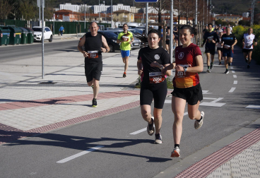 Participantes en las distintas carreras del XLVI Cross Solidario Memorial J.J. Esparza celebradas este domingo 6 de abril /