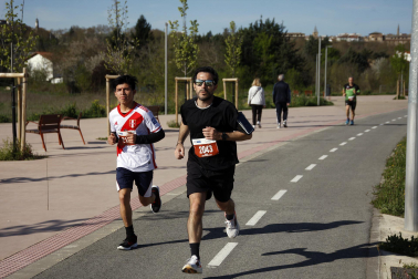 Participantes en las distintas carreras del XLVI Cross Solidario Memorial J.J. Esparza celebradas este domingo 6 de abril /
