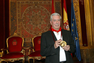 Fotos de los seis viajes de Vargas Llosa a Navarra.