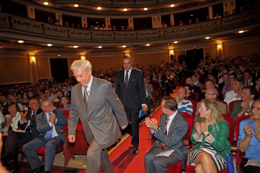 Fotos de los seis viajes de Vargas Llosa a Navarra.