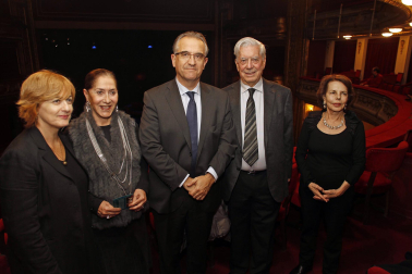 Fotos de los seis viajes de Vargas Llosa a Navarra.