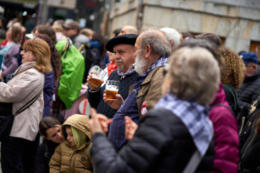 Fotos de  la recepción a los mayordomos de las fiestas de la Txantrea.