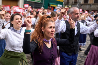 Fotos de  la recepción a los mayordomos de las fiestas de la Txantrea.