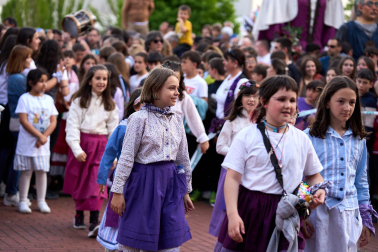 Fotos del cohete de fiestas de la Txantrea./