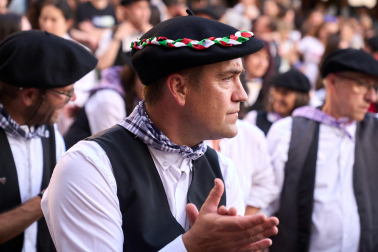 Fotos del cohete de fiestas de la Txantrea./