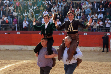 Corrida de rejones en Corella este jueves 1 de mayo con toros de Rosa Rodrigues para Guillermo Hermoso de Mendoza y Sergio Pérez de Gregorio /