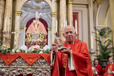 Fotos de la misa del quinto peldaño de la Escalera de San Fermín