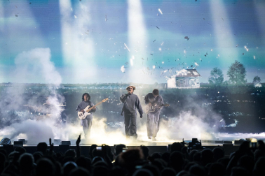 Público, eurofans y artistas participantes en el Festival de Eurovisión 2025 celebrado este sábado 17 de mayo en Basilea /