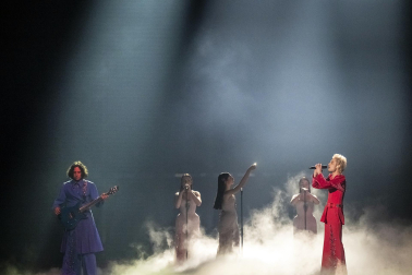 Público, eurofans y artistas participantes en el Festival de Eurovisión 2025 celebrado este sábado 17 de mayo en Basilea /