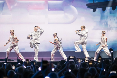 Público, eurofans y artistas participantes en el Festival de Eurovisión 2025 celebrado este sábado 17 de mayo en Basilea /