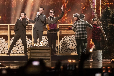 Público, eurofans y artistas participantes en el Festival de Eurovisión 2025 celebrado este sábado 17 de mayo en Basilea /
