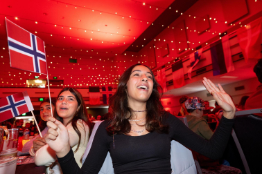 Público, eurofans y artistas participantes en el Festival de Eurovisión 2025 celebrado este sábado 17 de mayo en Basilea /