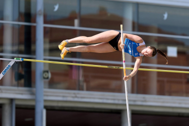 Fotos del campeonato navarro de atletismo sub-23