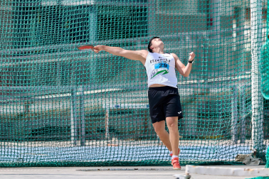 Fotos del campeonato navarro de atletismo sub-23