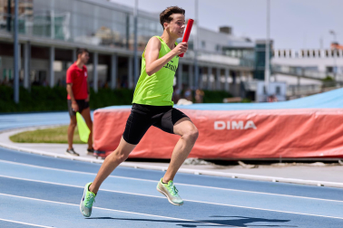Fotos del campeonato navarro de atletismo sub-23